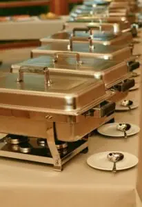 Các bước kiểm tra an toàn thực phẩm hàng ngày tại nhà hàng buffet