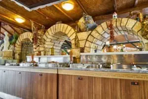 Các bước kiểm tra an toàn thực phẩm hàng ngày tại nhà hàng buffet