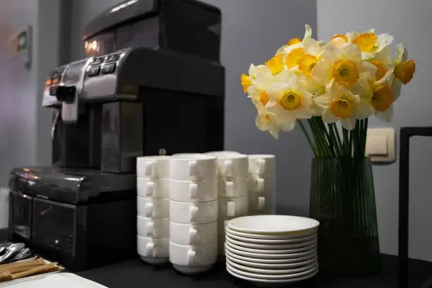 Làm Thế Nào Để Duy Trì Vệ Sinh An Toàn Thực Phẩm Trong Mùa Cao Điểm Tại Nhà Hàng Buffet?