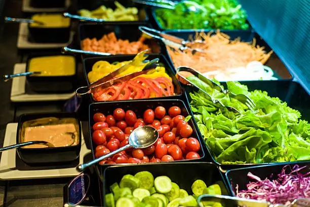 Hướng dẫn cách bảo quản thực phẩm đúng cách tại nhà hàng buffet