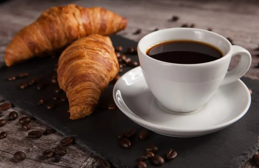 Lịch Sử và Sự Phát Triển của Ngành Công Nghiệp Coffee Ý