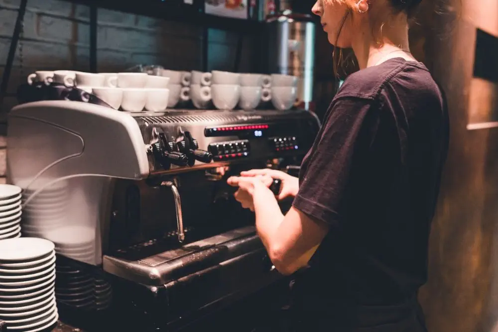 Chiến Lược Marketing Hiệu Quả Cho Quán Coffee Ý