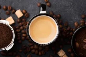 Cách làm Cà Phê Caramel Macchiato chuẩn Ý: Bí quyết từ chuyên gia