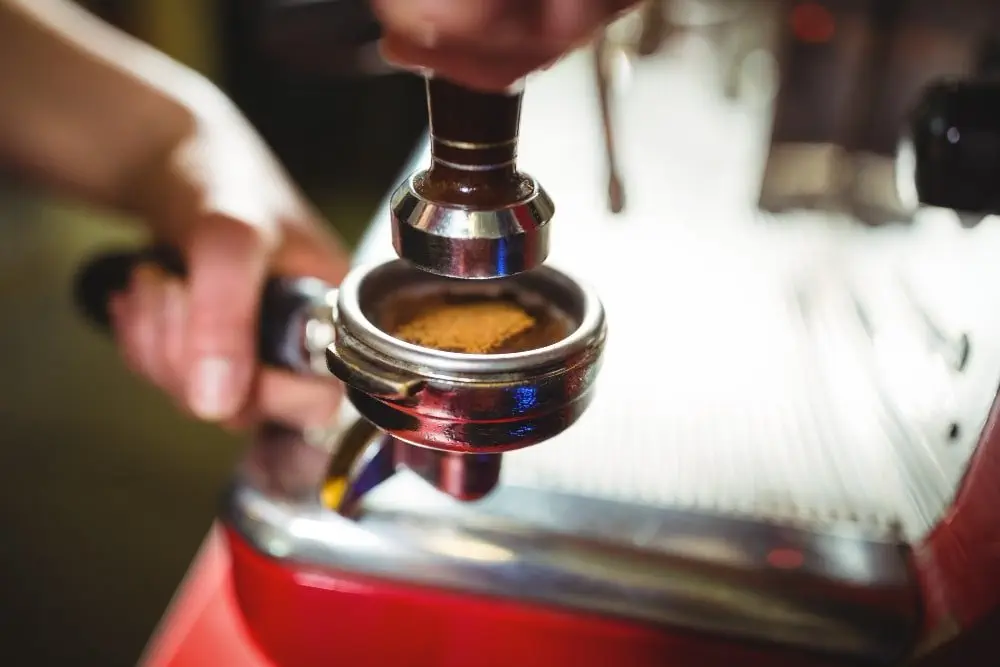 Cách Thưởng Thức Coffee Ý Với Trái Cây Tươi: Sự Kết Hợp Tinh Tế Cho Giác Quan
