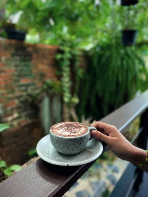 Cách Thưởng Thức Coffee Ý Trong Những Ngày Hè Nóng: Mát Lạnh Nhưng Vẫn Đậm Chất Espresso
