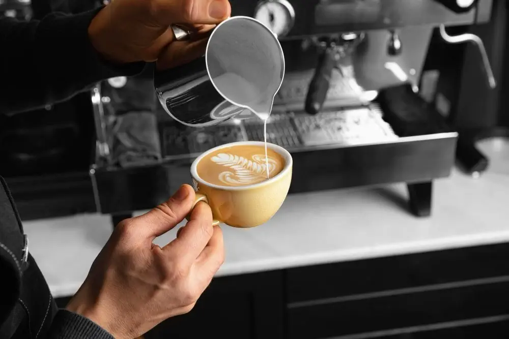 Những Quán Cafe Ý Cổ Điển Tại Việt Nam: Nơi Giao Thoa Của Nghệ Thuật, Văn Hóa Và Hương Vị